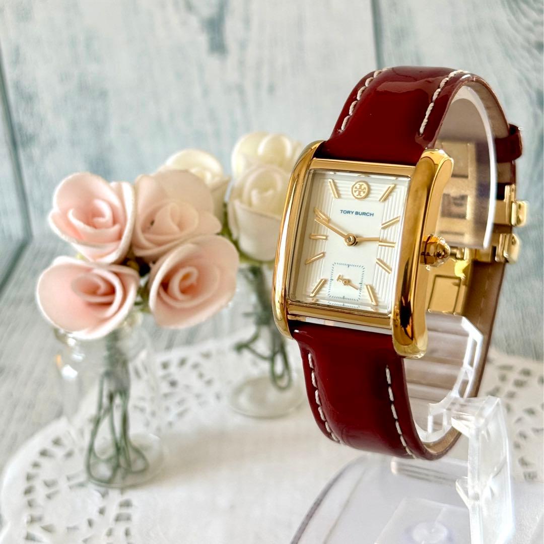 【希少】TORY BURCH トリーバーチ 腕時計 スモセコTBW1029 中古・古着通販】TORY BURCH (トリーバーチ) 腕時計 ネイビー