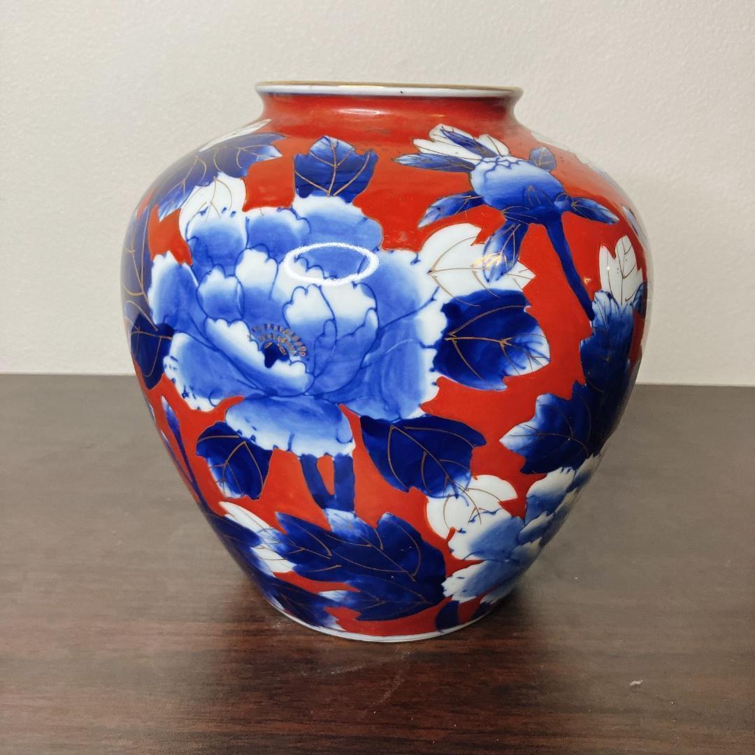 美品】有田焼 秀峰作 赤絵壺 牡丹文様 金彩 壺型花瓶 約20cm - メルカリ