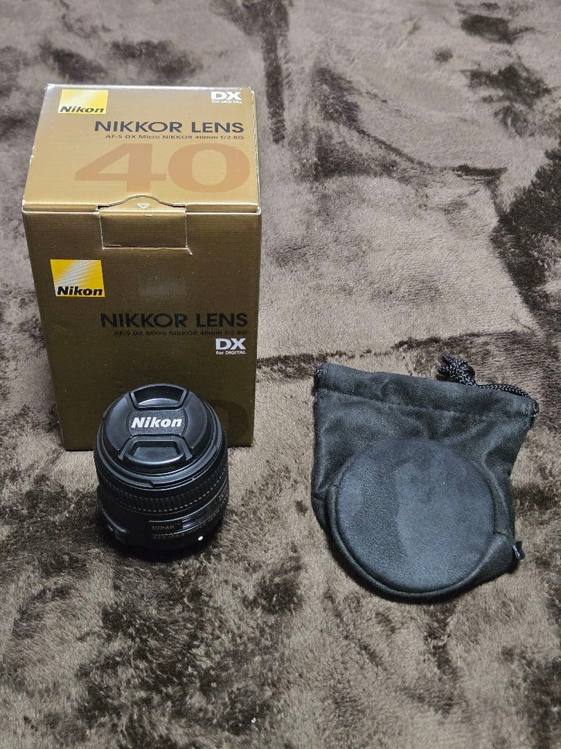 s*r様 Nikon AF-S DX Micro 40mm f/2.8G 元箱・