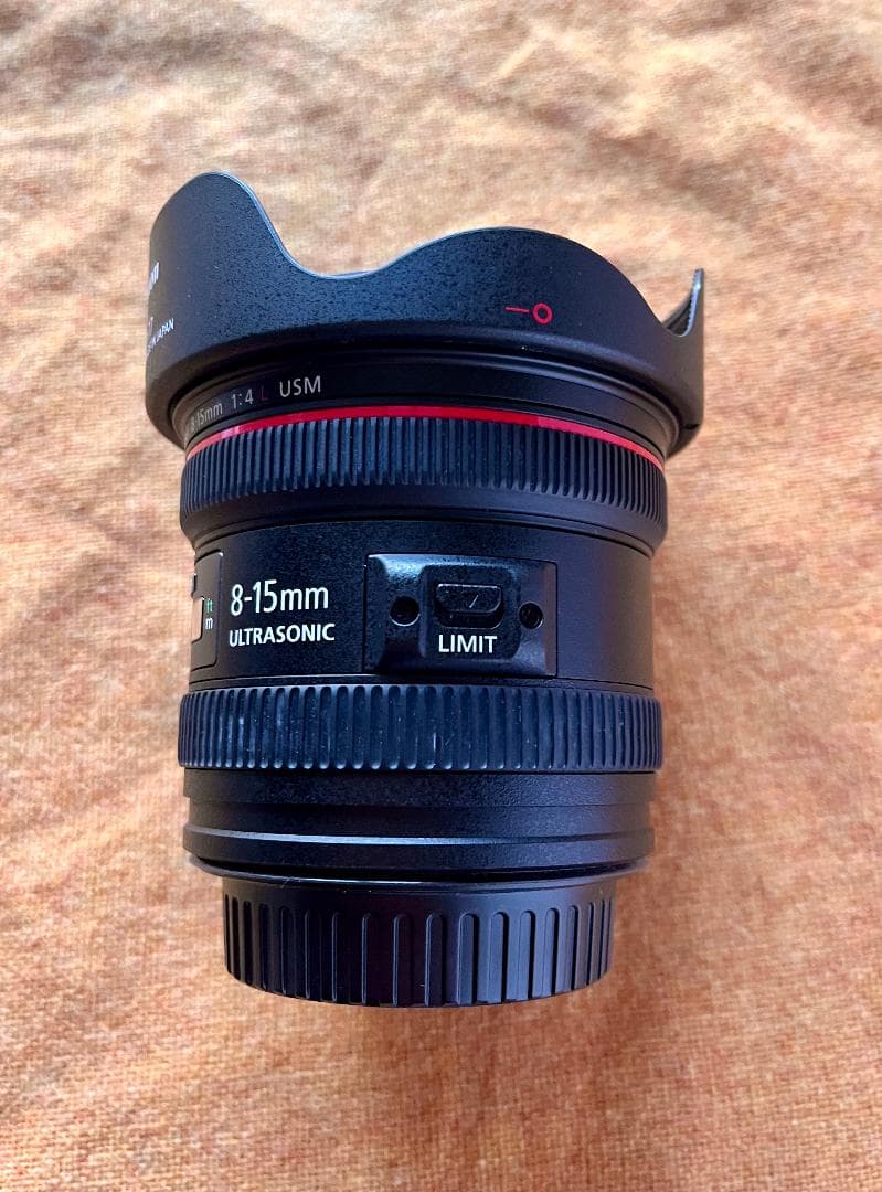 キャノン EF 8-15mm f/4L Fisheye USM