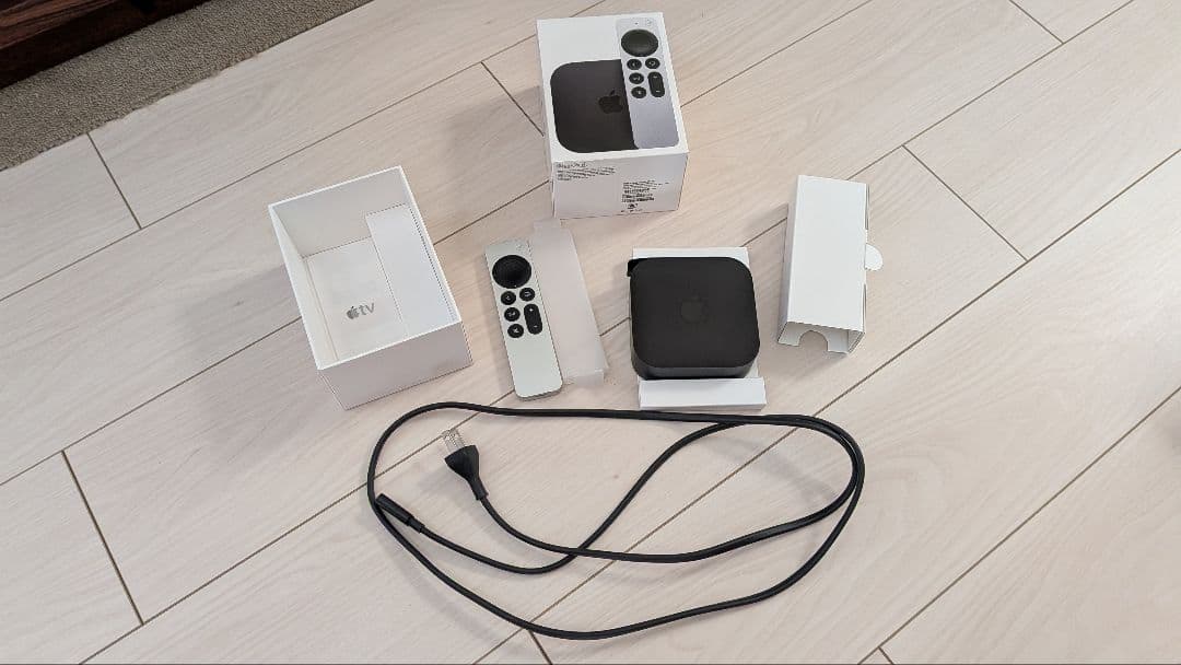 Apple TV ブラック(3世代) 本体とリモコン付き