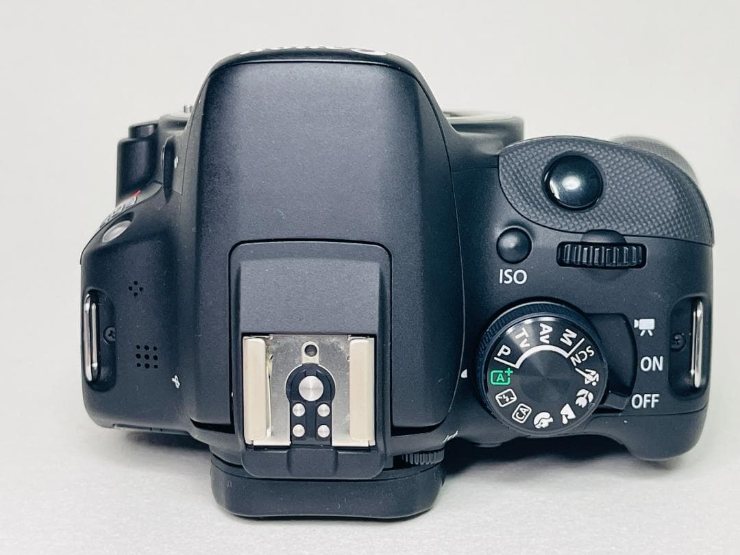 ☆ほぼ新品★ショット数356回★ キヤノン Canon EOS Kiss X7