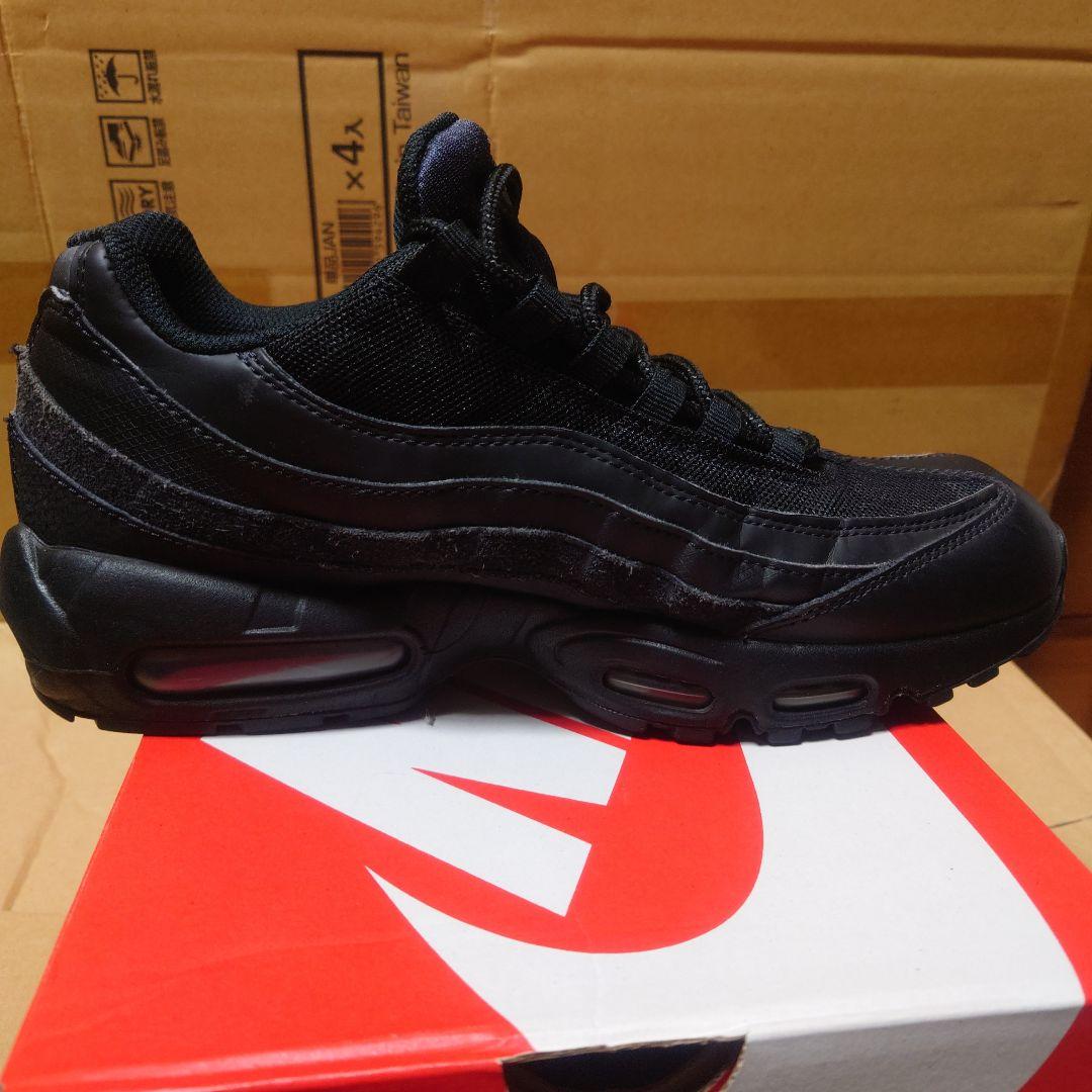 Nike AirMax 95 トリプルブラック エッセンシャル 26.5cm