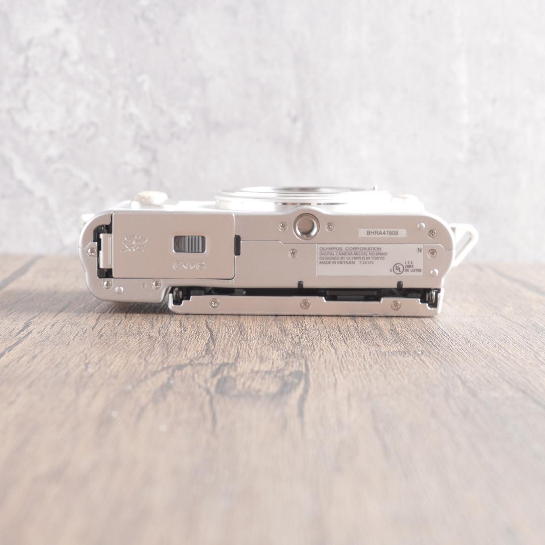 ✨美品✨Wi-Fi搭載✨自撮りも楽々✨OLYMPUS PEN E-PL8　757