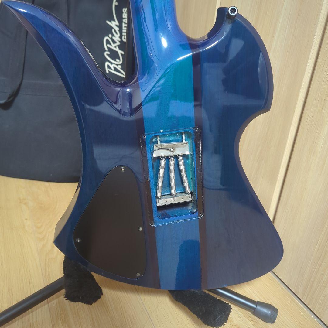 ギター B.C.Rich Mockingbird ST