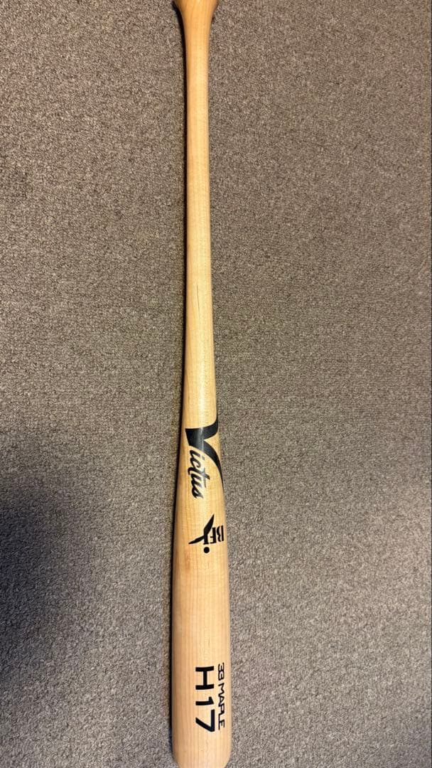 Victus 硬式木製バット 楽天市場】【交換送料無料】 野球 硬式木製バット ヴィクタス Victus