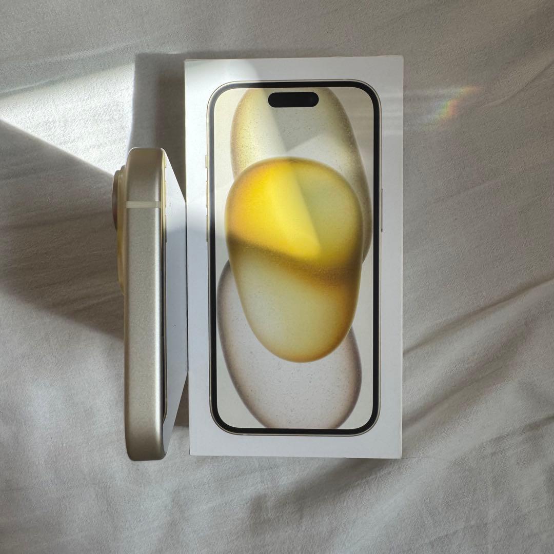 《美品》iphone15 本体 simフリー Apple 128GB イエロー