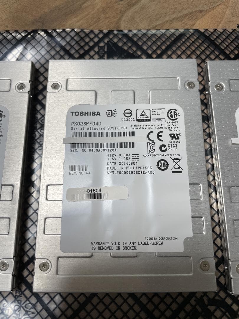 PX02SMF040 Toshiba製  400GB SSD x5枚