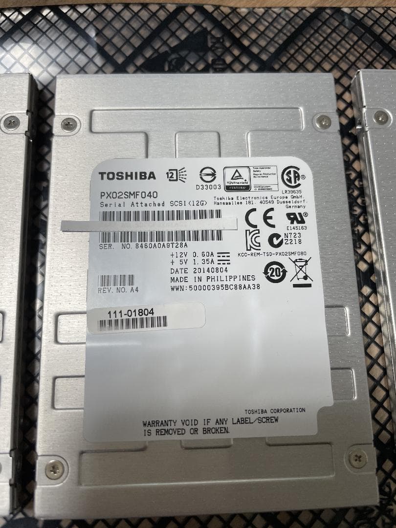 PX02SMF040 Toshiba製  400GB SSD x5枚