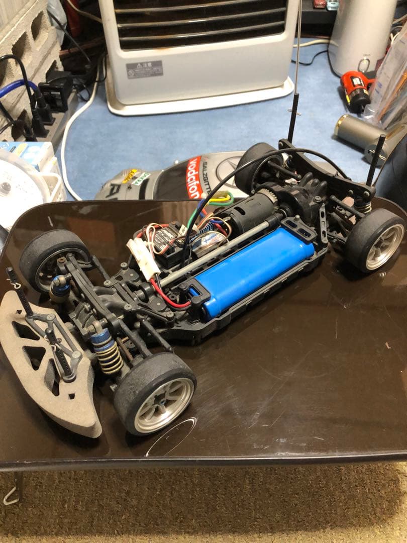 ヨコモ D1 斉藤邦明ボディー 純正プロボ付き、 - メルカリ