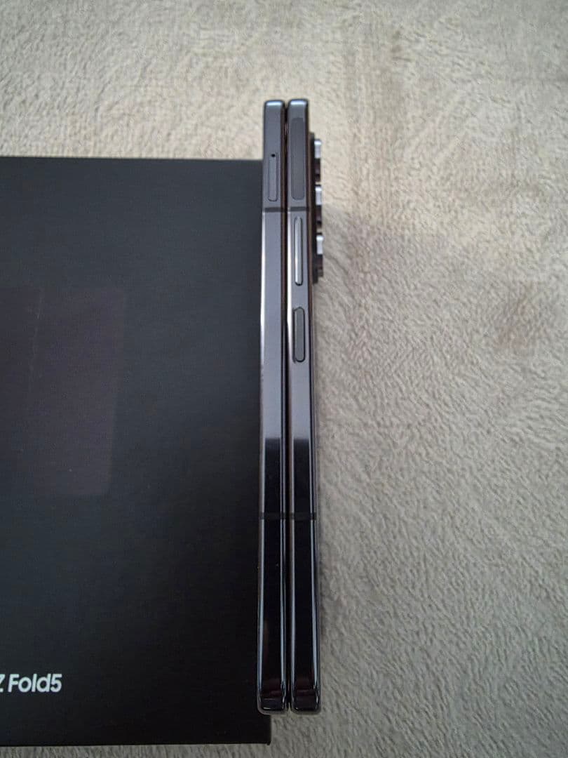 【超美品】Samsung Galaxy Z Fold5 本体 512GB