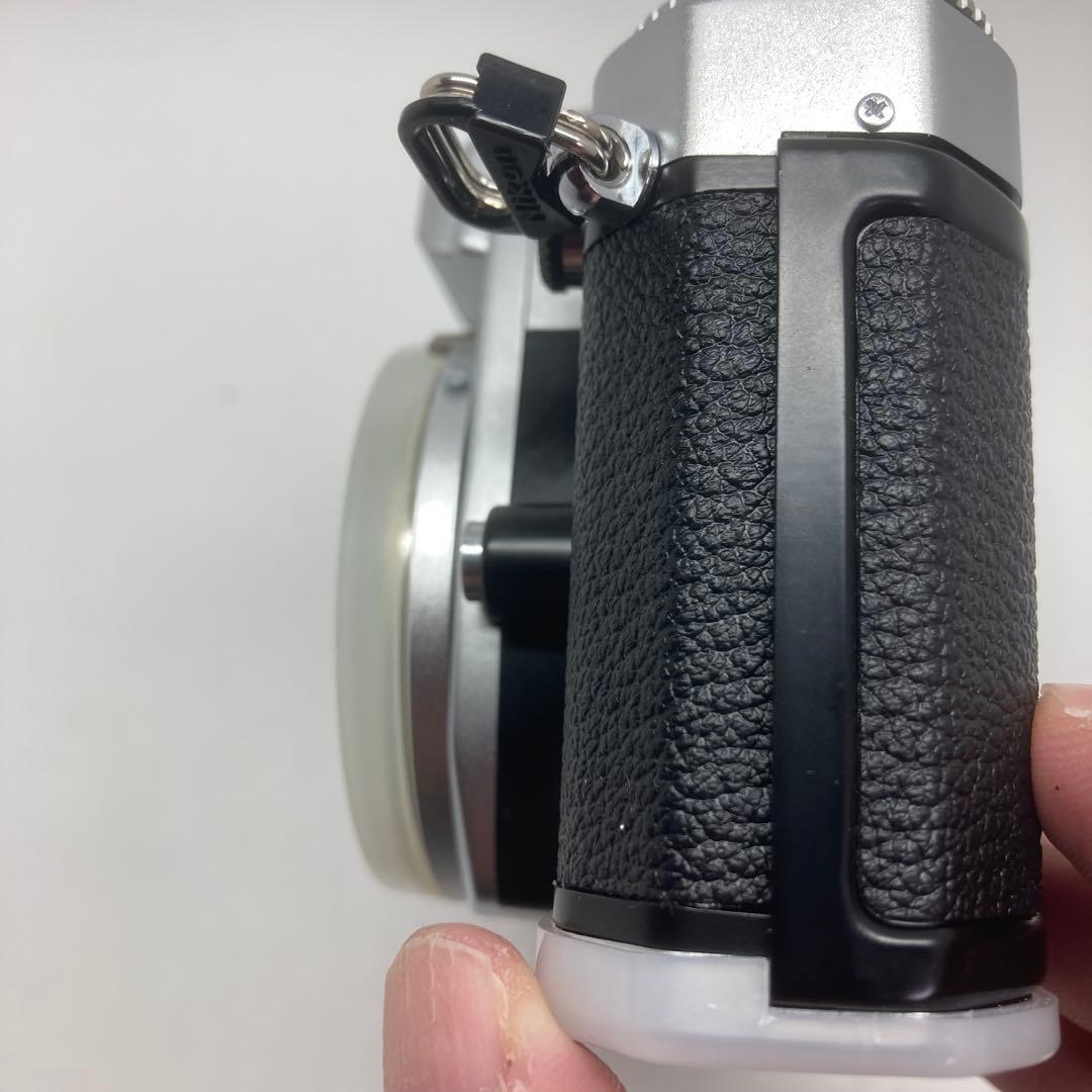 Nikon FE 極美品　元箱、説明書付き