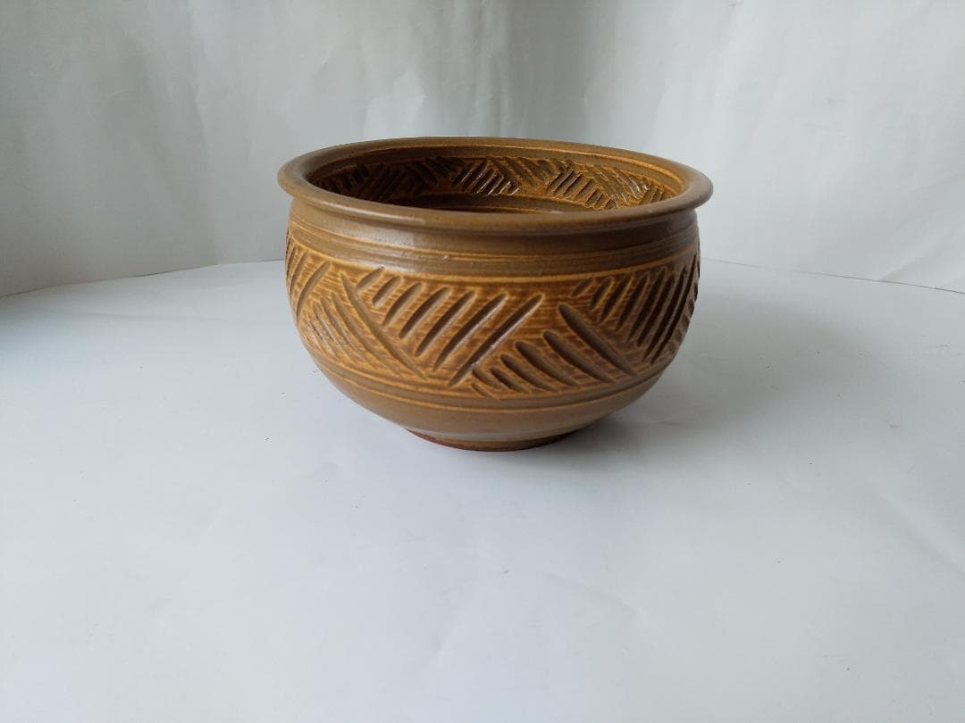 平安 健二 彫三島 建水 湯こぼし 茶道具 茶器 新品 未使用 です。