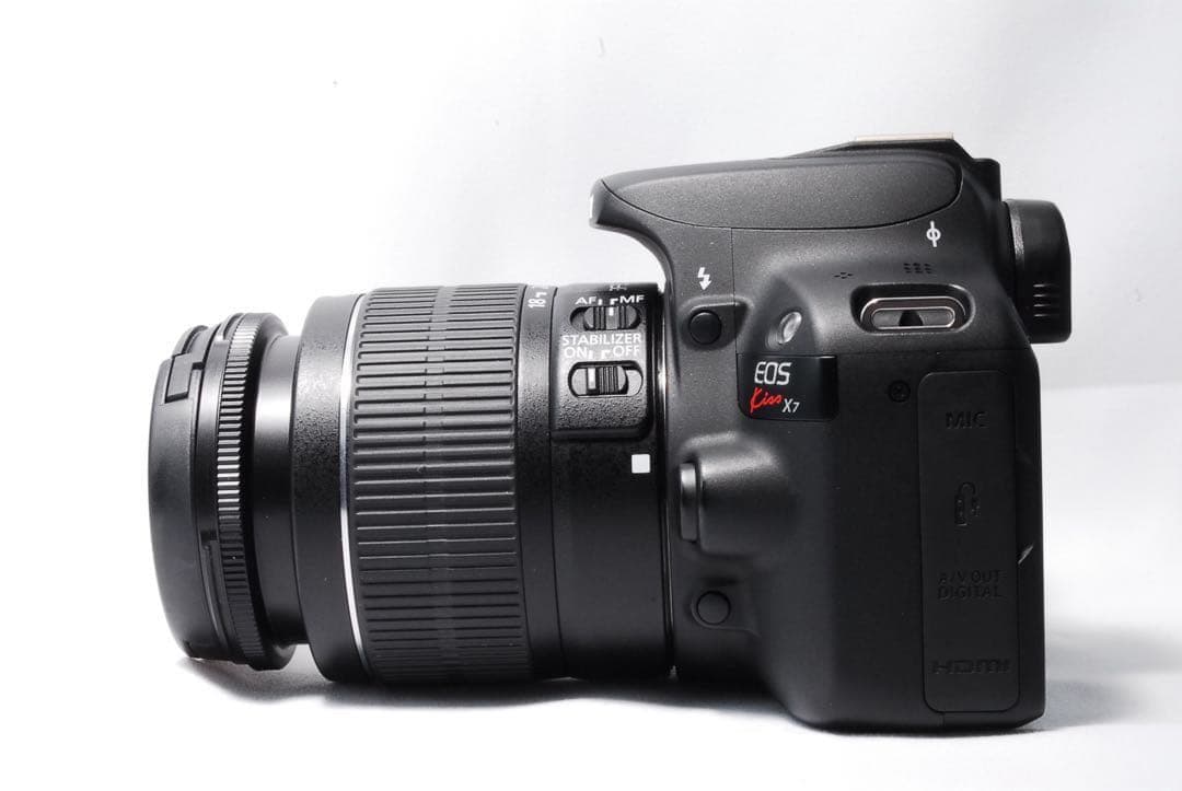 ❣️届いてすぐ使える❣️Canon Kiss X 7 ダブルレンズ キャノン