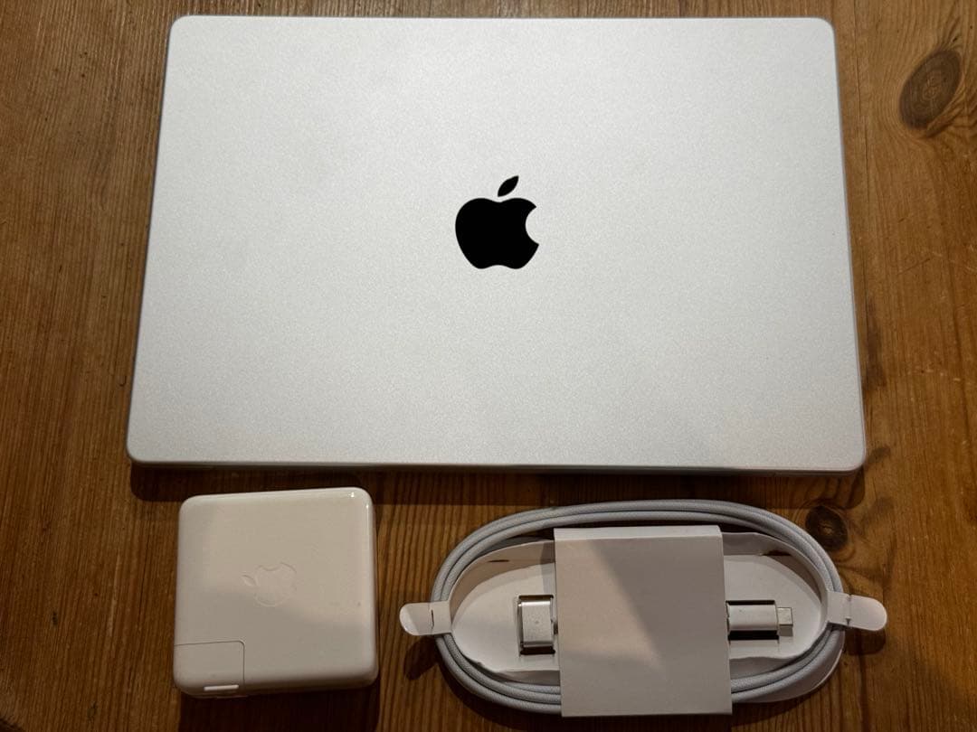 MacBook本体 MacBook Pro 14 M2 Pro 2023 32GB JIS