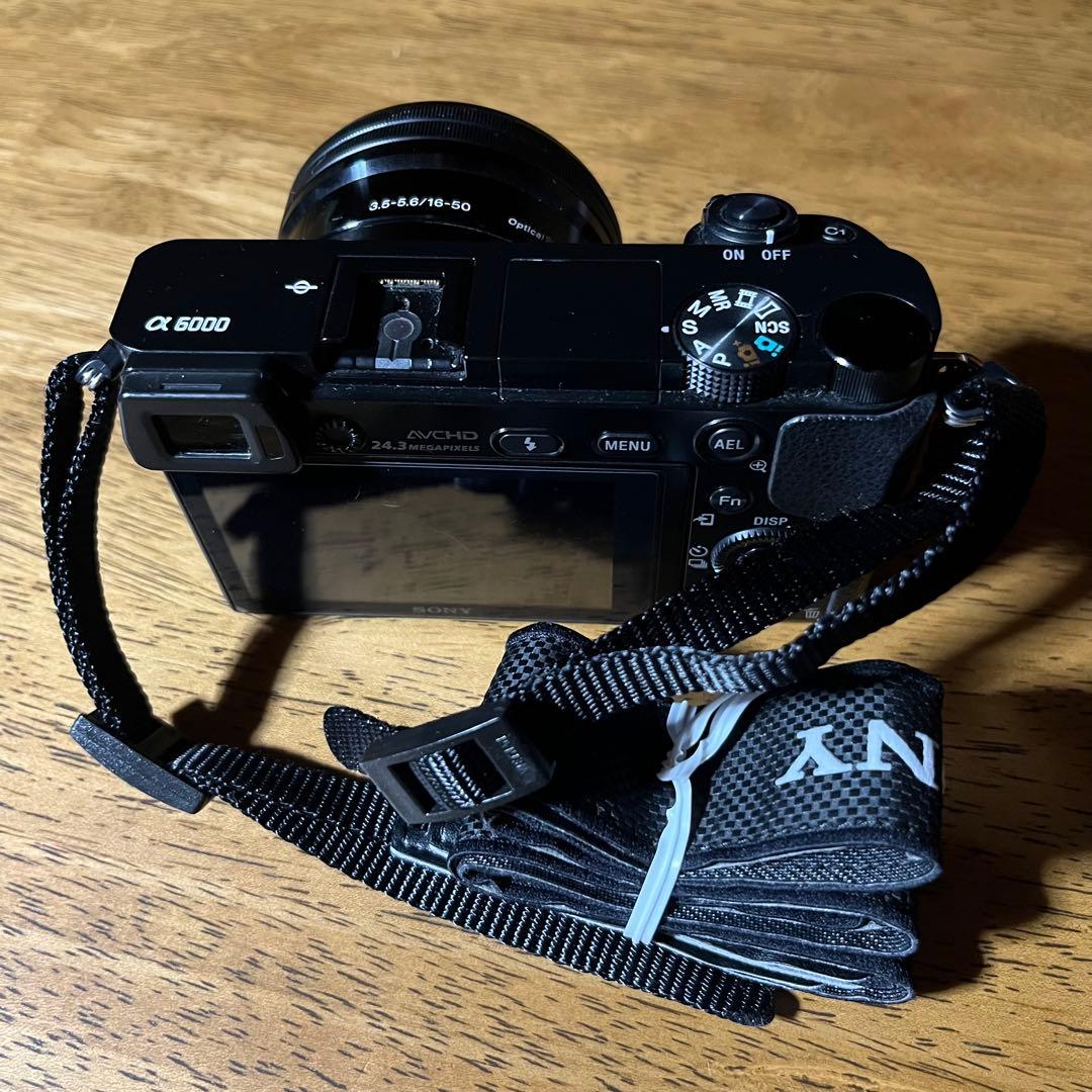 【レンズ付】Sony α6000 デジタル一眼レフ E 16-50mm