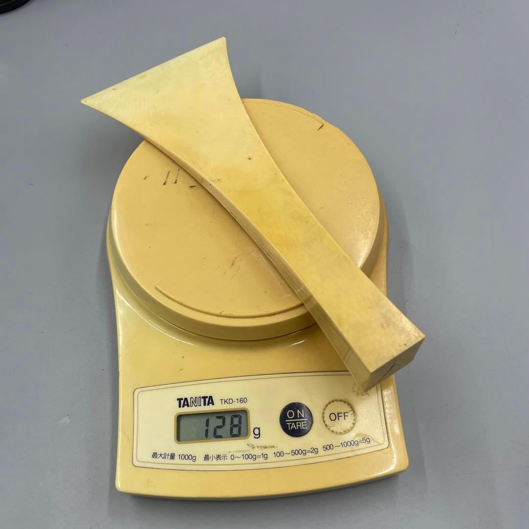 239ヴィンテージ 天然素材 三味線バチ 重さ約128g