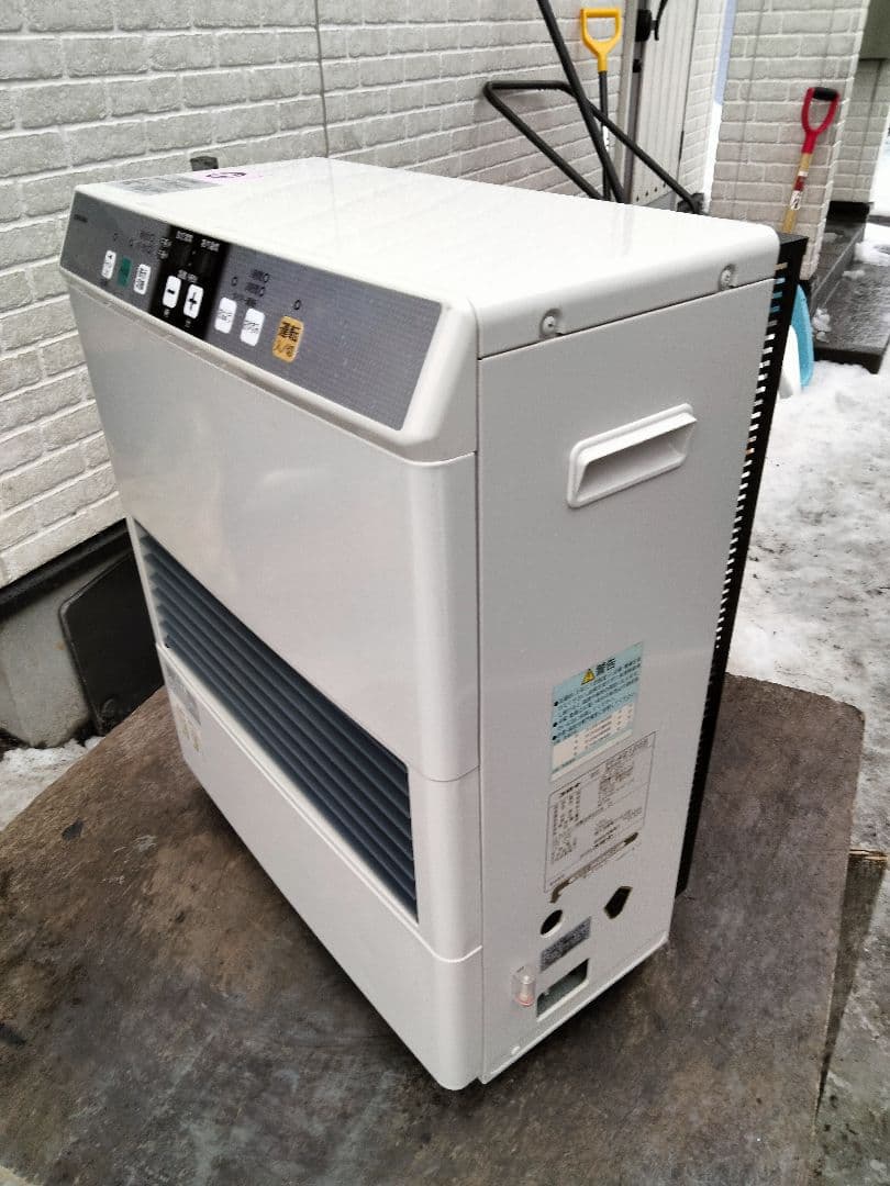 札幌発コロナFF温風石油ストーブ！品番「FF‐4212GS」2012年式中古品⑫