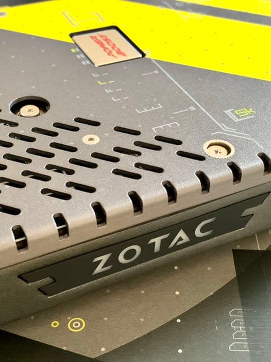 グラフィックボード・グラボ・ビデオカード ZOTAC GeForce GTX 1080 AMP Edition