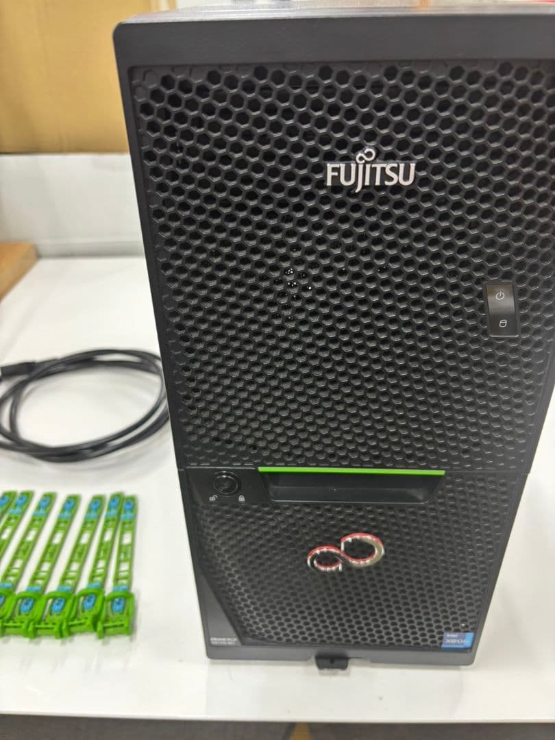 Fujitsu PRIMERGY TX1310 M5 サーバー FUJITSU Server PRIMERGY TX1310 M5 : Fujitsu Global