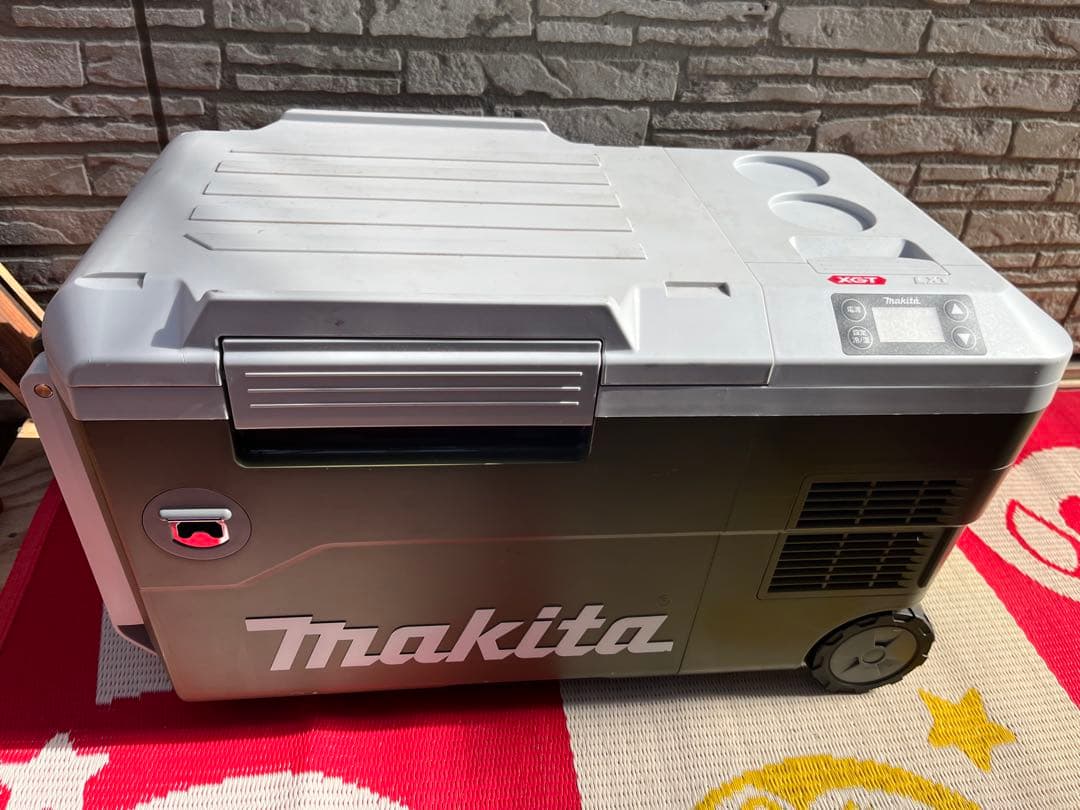 値下げ！マキタ　保冷温　Makita XGT 冷温庫 大容量 カーキ　グリーン 楽天市場】マキタ(makita) CW001GZO 充電式保冷温庫 オリーブ 18V/40V