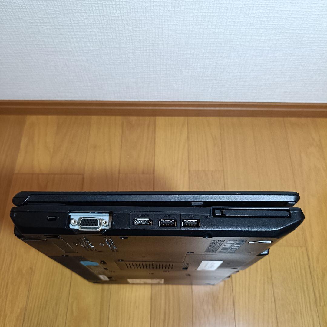 メモリ16gb ssd128gb LIFEBOOK A561バッテリー100%