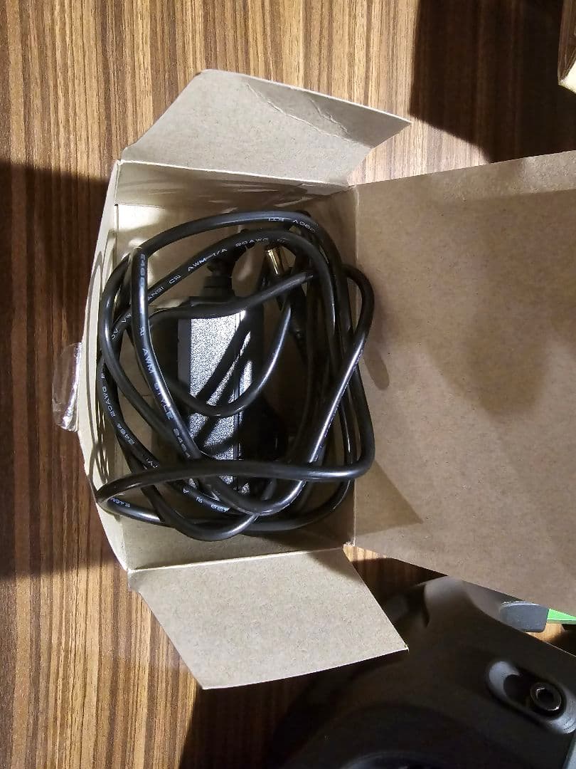 Hitachi Koki ポータブルテレビ UR 18DSML (LSG)