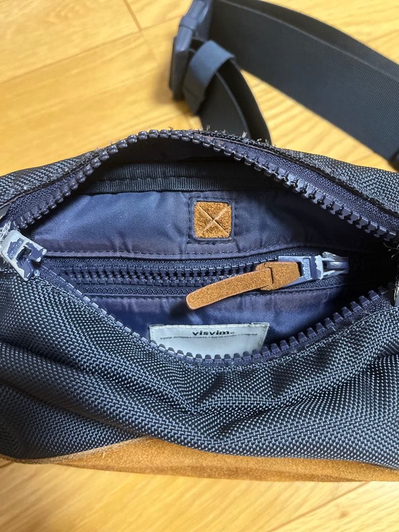 visvim ボディバッグ・ウエストポーチ ブラウン・ネイビー