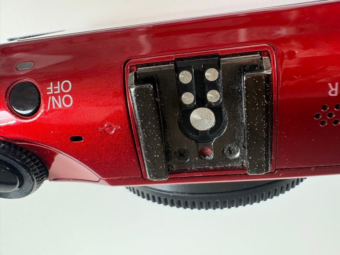 Canon EOS M ミラーレス一眼 ボディ レッド 動作品 液晶保護シート付