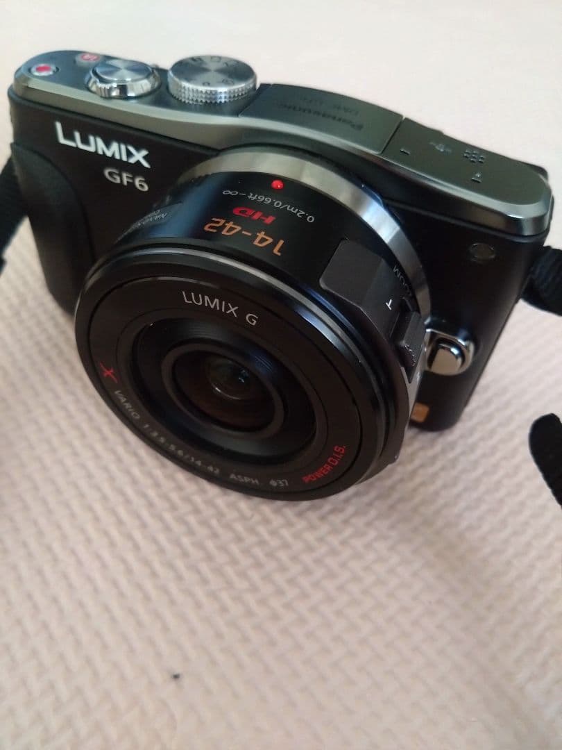 デジタルカメラ Panasonic LUMIX DMC-GF6X