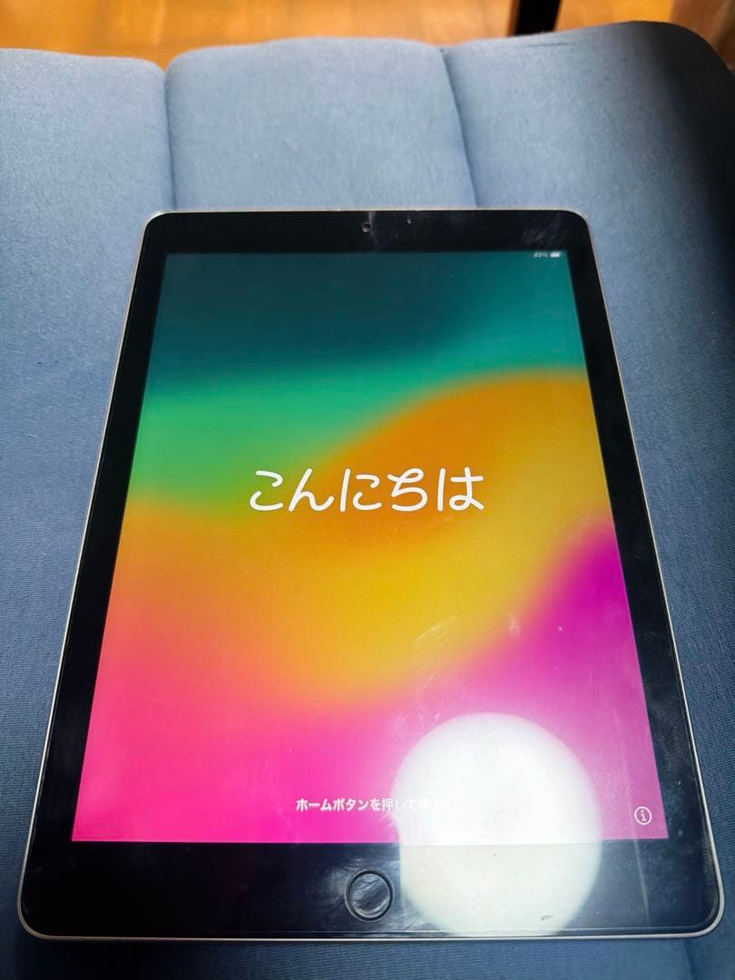 【美品】Apple iPad (第6世代) 32GB シルバー Amazon.co.jp: 【整備済み品】 Apple iPad (第6世代) Wi-Fi 32GB