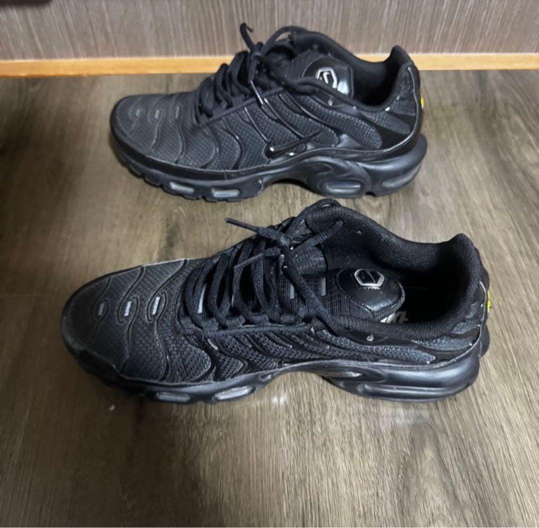 マップラ NIKE ナイキ AIR MAX PLUS 黒 27.5cm