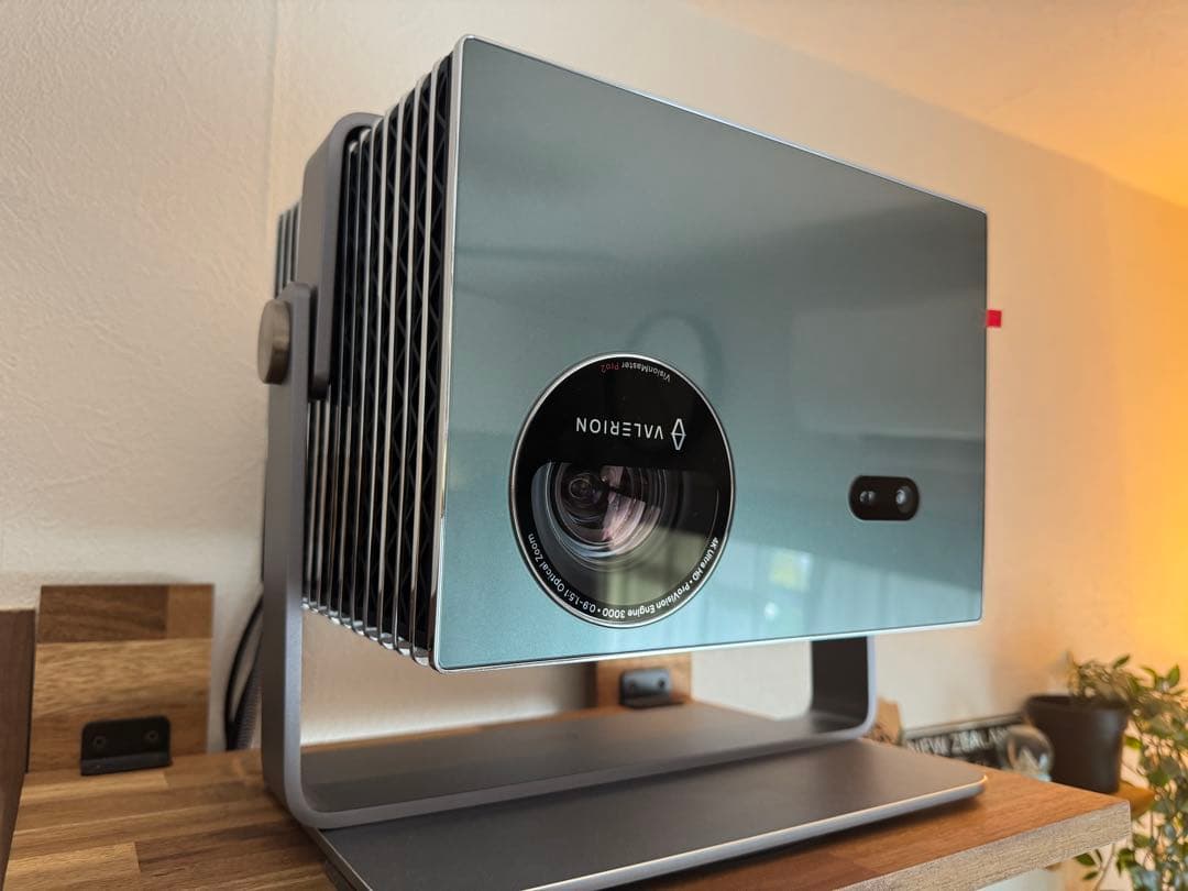 【美品】VALERION VISIONMASTER Pro2+専用スタンド Valerion VisionMaster Pro2 + アクセサリーパッケージ | Valerion