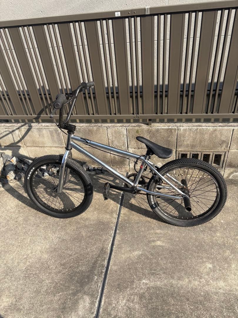 JYU BMX 自転車 シルバー 20インチ 2023 JYU BMX V3 - モトクロスインターナショナル