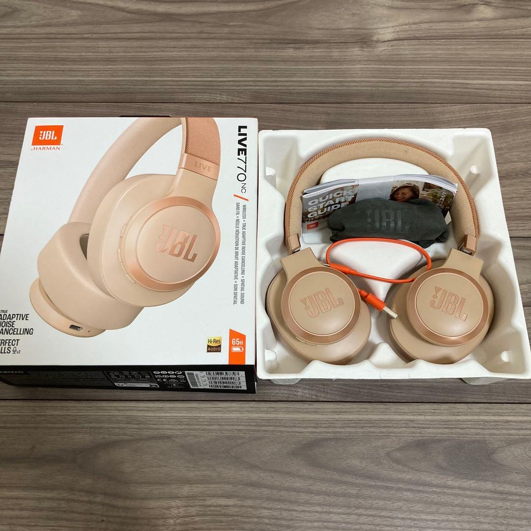 JBL LIVE 770 NC ワイヤレスヘッドホン サンドストーン - メルカリ