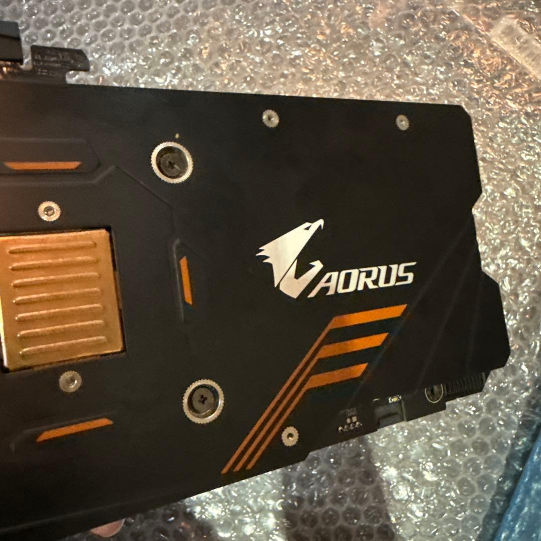 GIGABYTE AORUS グラフィックボード