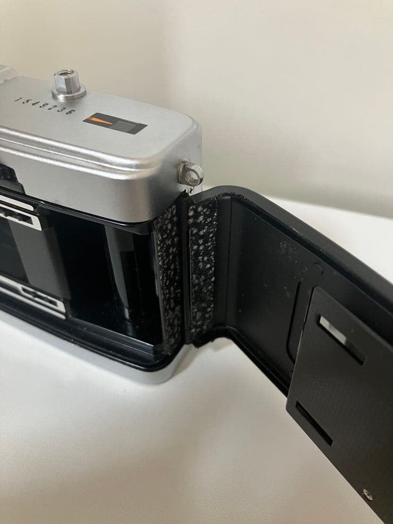 OLYMPUS TRIP 35 赤ベロ露出計絞り羽根巻き上げシャッターOK - メルカリ