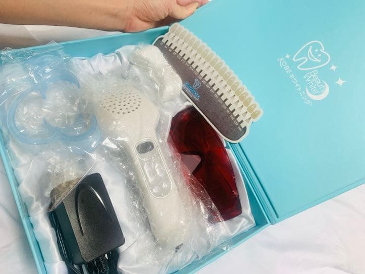 『KOBEホワイトニング』セルフホワイトニング機器一式セット(40個溶液付）
