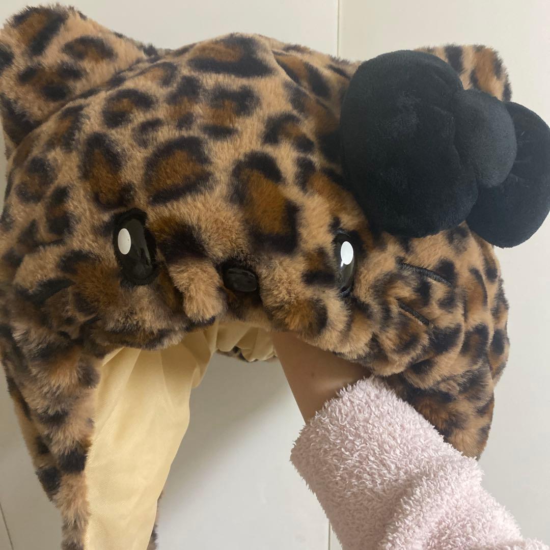 24時間以内発送】ヒョウ柄 キティ 被り物 ぬいぐるみハット ユニバ USJ
