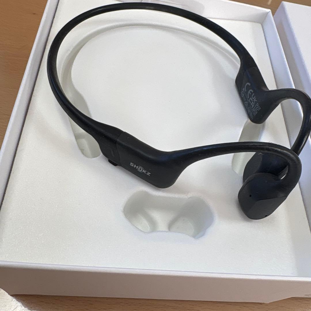 SHOKZ OPENRUN 黒＊骨伝導イヤホン　bluetooth＊ヘッドフォン
