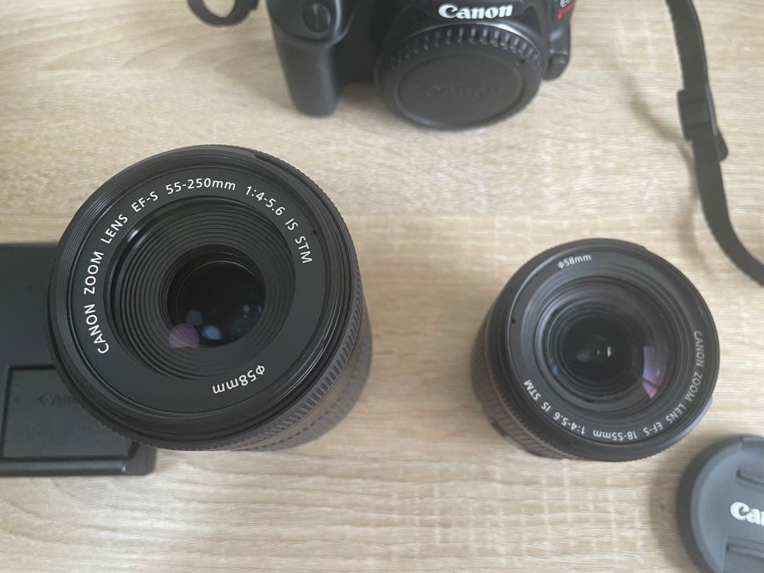 Canon EOSkiss X10ダブルレンズキット