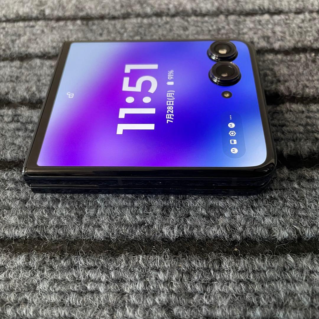 スマートフォン本体 Motorola razr50 ultra 256GB