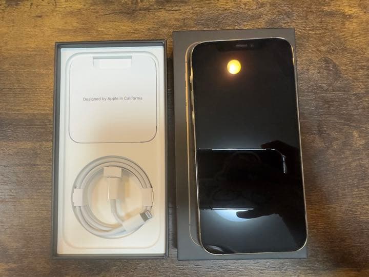 iPhone 12 pro 512 GB SIMフリー