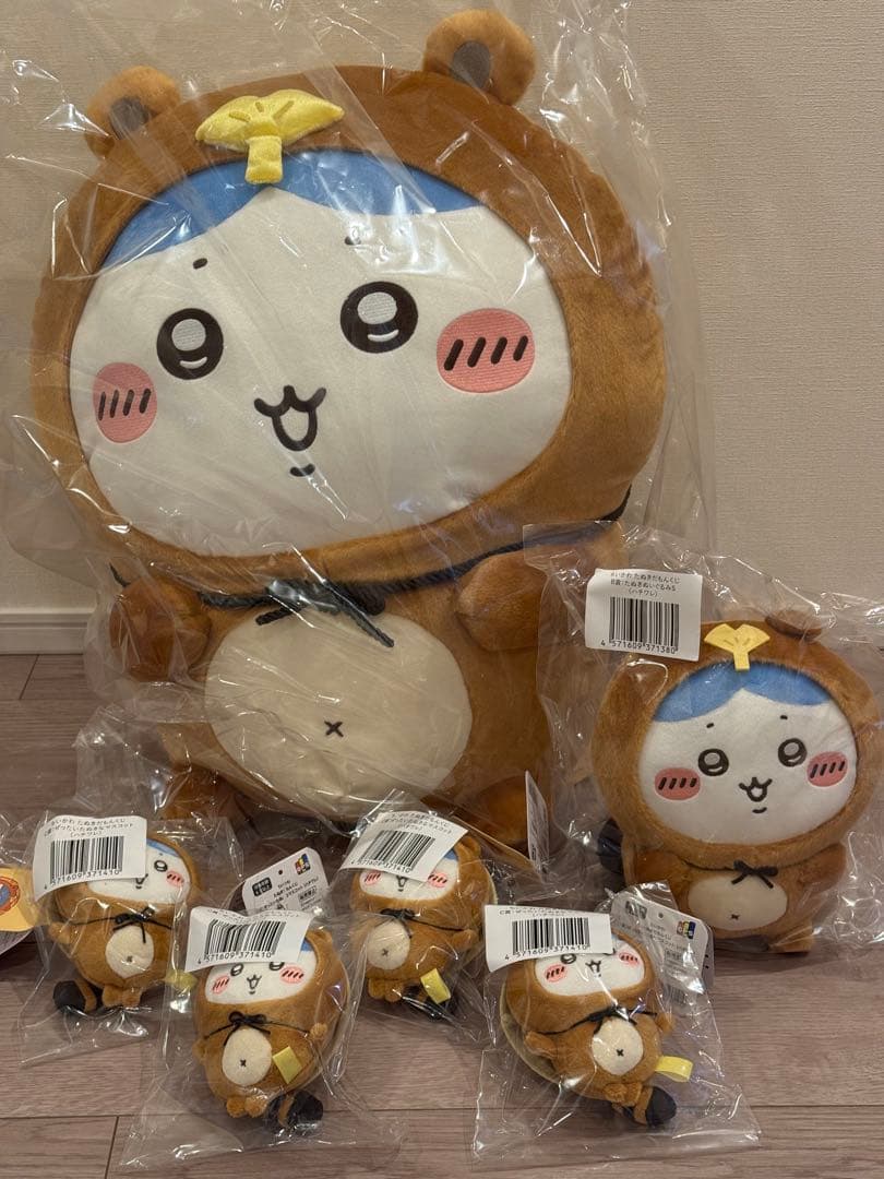 ちいかわ たぬきだもんくじ ハチワレ他 ABC賞セット - メルカリ