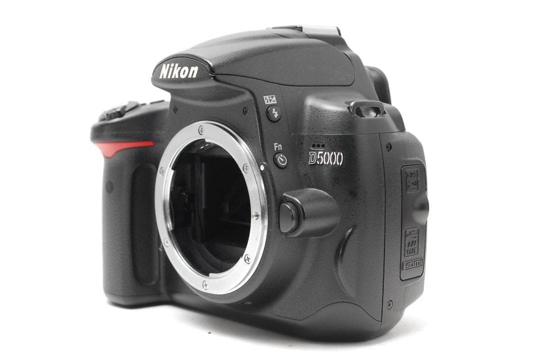 【動画・自撮りOK】Nikon D5000　スマホ転送　バリアングル液晶