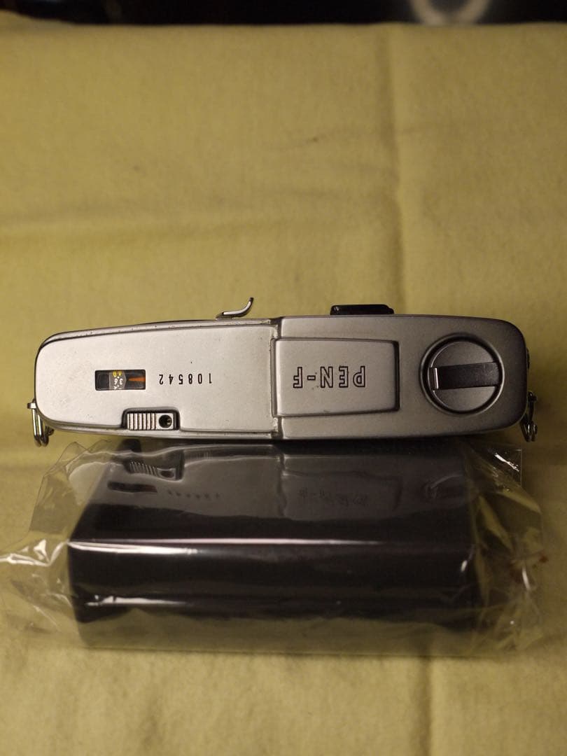 OLYMPUS PEN F 整備済み、完動美品　ボディのみ　NO.108542