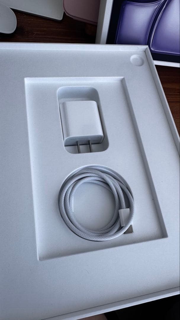 [美品]iPad Air M2 11インチ 128GB パープル wi-fi