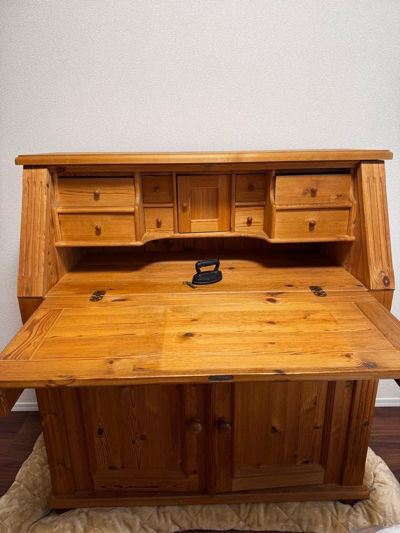 《値下げ交渉あり》アンティークデスク 鍵付き収納