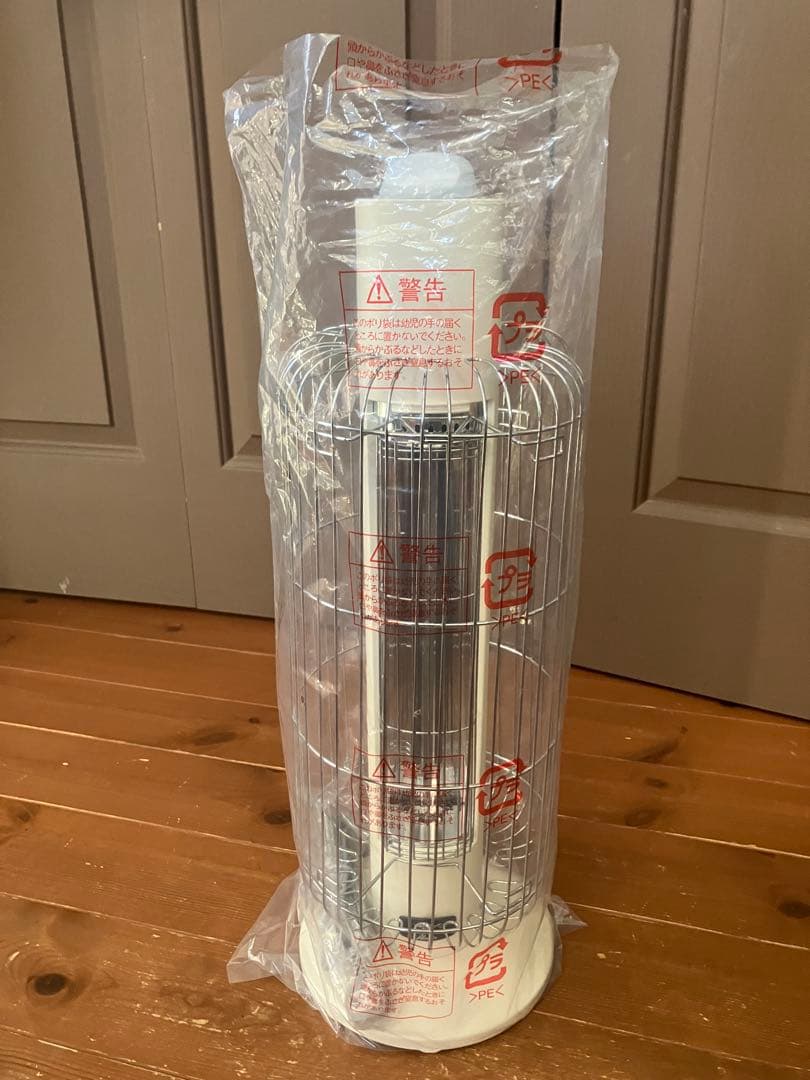 未使用品❤️アラジン遠赤グラファイトヒーター　トリカゴ　CAH-G42GC（W）