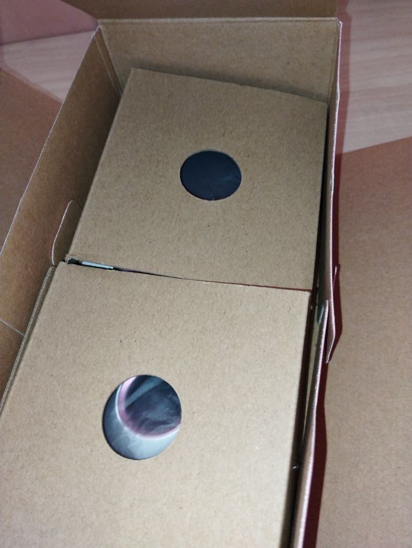 未使用　CASIO EXILIM EX-FR100L PK ピンク デジカメ